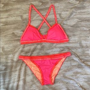 Victoria’s Secret bikini